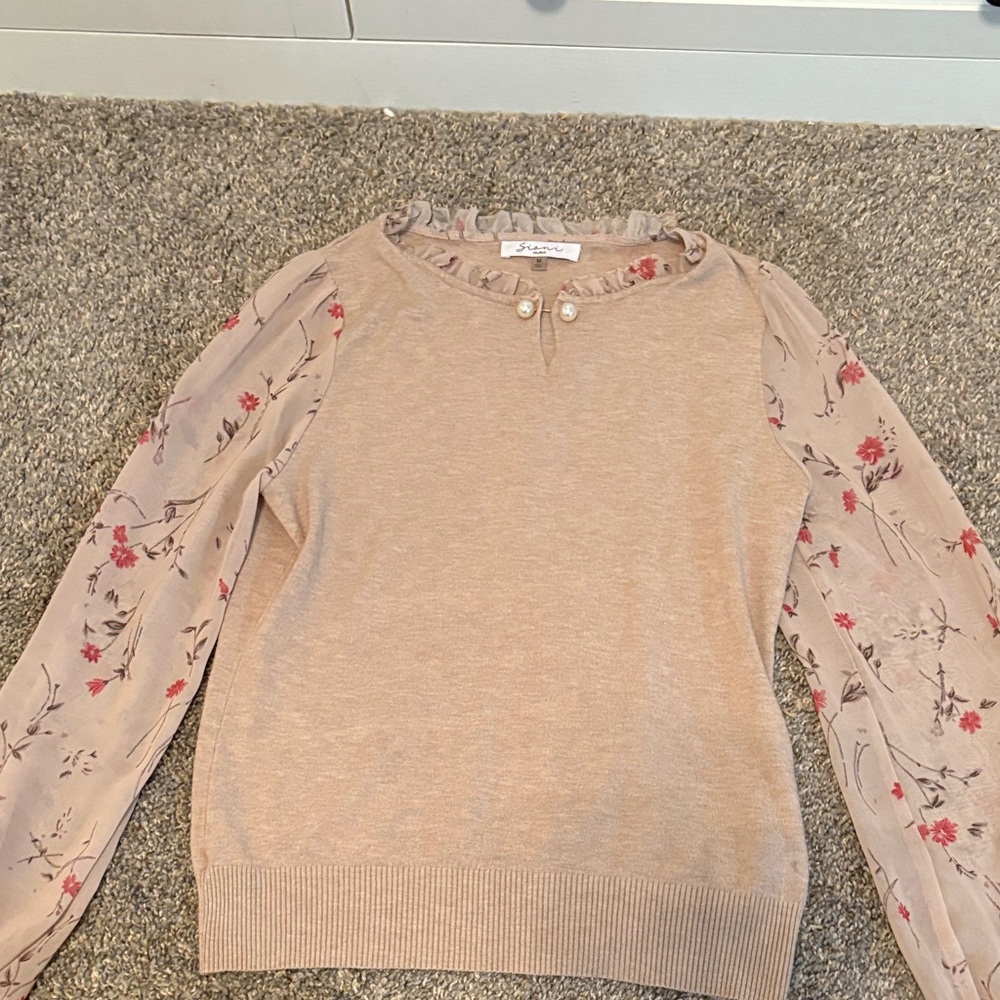Sioni Beige Blouse with Floral Sleeves